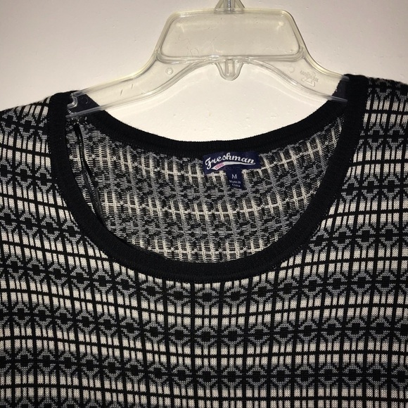 🌻Freshman 1996 Sweater Dress. Size medium GUC - Picture 3 of 3